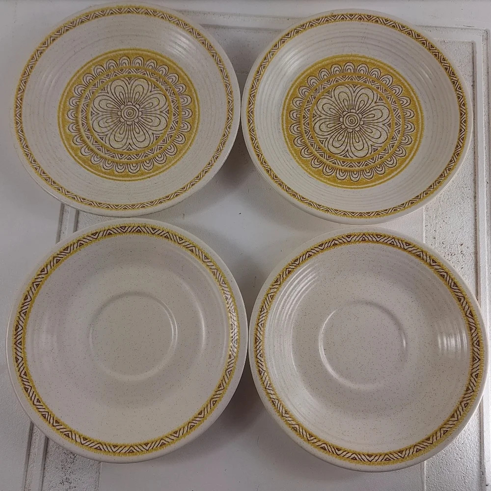 Lot of 4 Franciscan Hacienda Gold 6 1/2" Earthenware Bread / Dessert Plates  USA - Picture 2 of 5